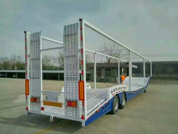 车辆运输车